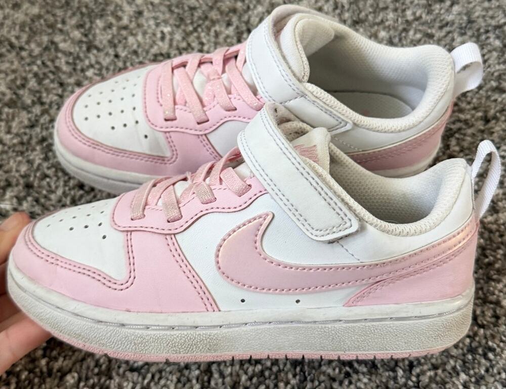 Nike Court Bourough Low 2 se kids size 12